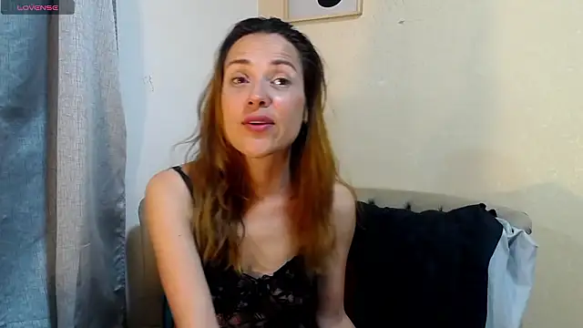 camilawm19: онлайн-секс-чат