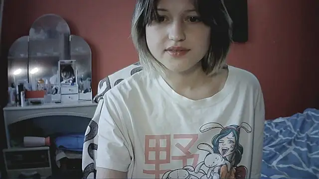 SnowWhiteNika's Live XXX Chat