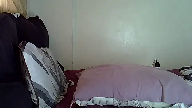 AddictiveAssCurvesのライブXXXチャット