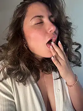 Chat XXX ao vivo de sukhakunis1