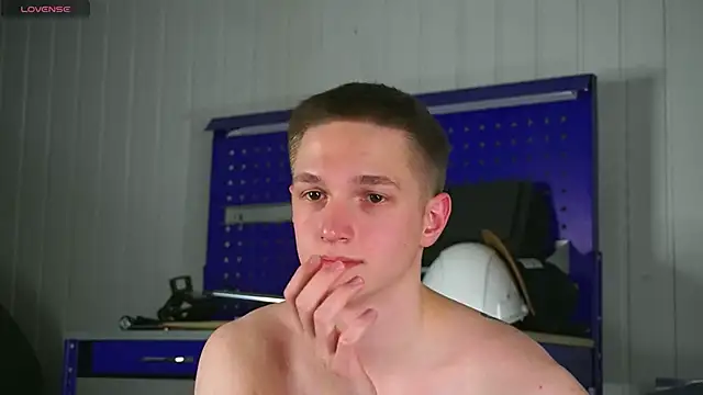 Chat +18 de dustyn_fox ao vivo