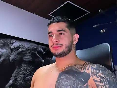 Chat +18 de king_falconer ao vivo