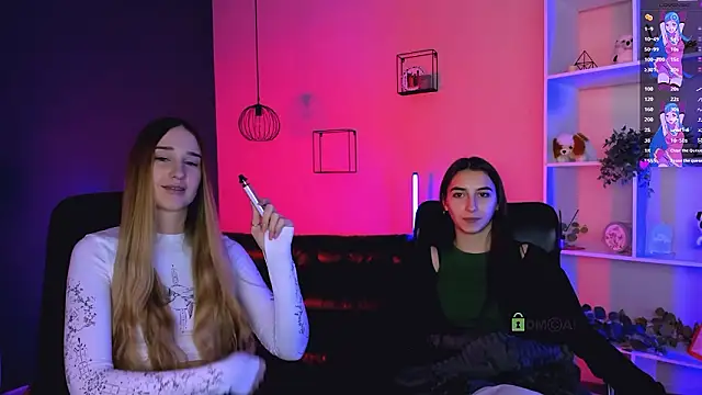 Show modela mila_firee na web-kameri