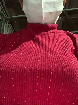 YANINA120 Chat XXX in diretta