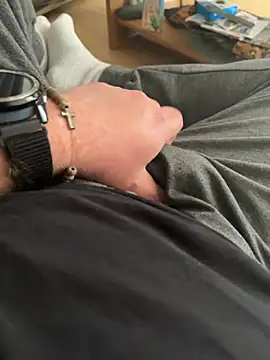 sweetiemale: онлайн-секс-чат