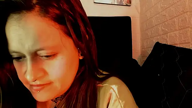 Morana__Hot: онлайн-секс-чат