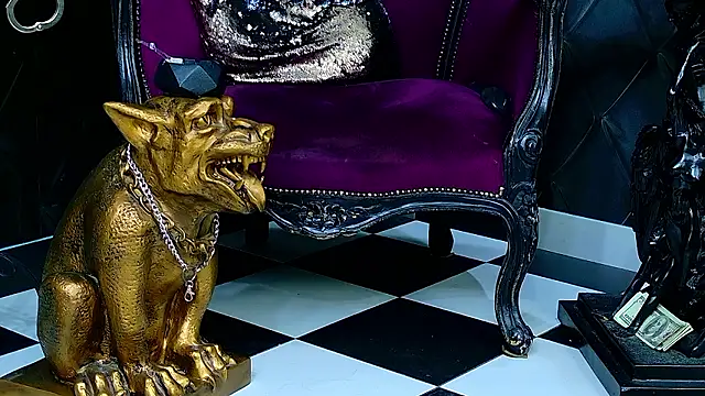 دردشة FinDomKaya الجنسية المباشرة