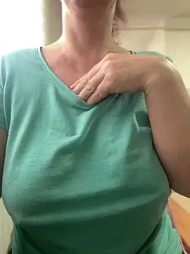 Chat XXX en directo de sweetmystery1