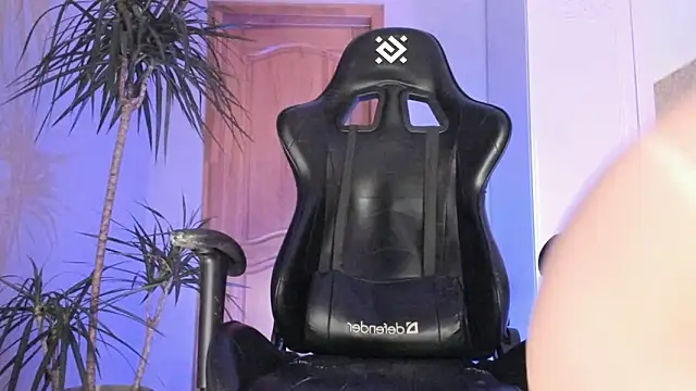 nicky_one_love webcam show