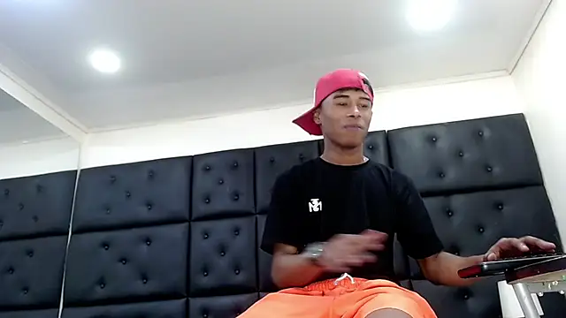 TonnyMarck Live XXX-Chat