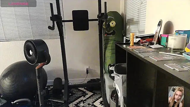 Blondiewithanass: απευθείας συνομιλία ΧΧΧ