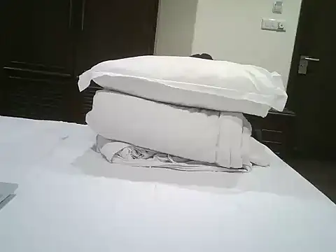 monty_lonely4uのライブXXXチャット