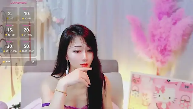 adelamiller 现场XXX聊天