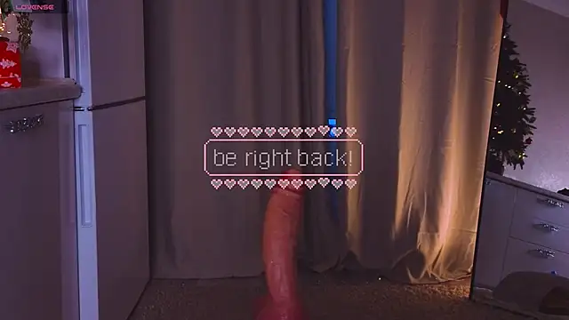 Tiny__Toon: διαδικτυακό σόου στην κάμερα