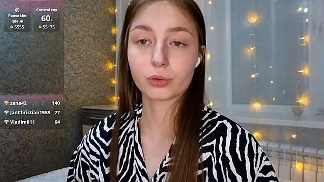 Czat XXX na żywo – MousyHello