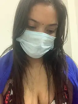 hotpooja1 – webcam-show