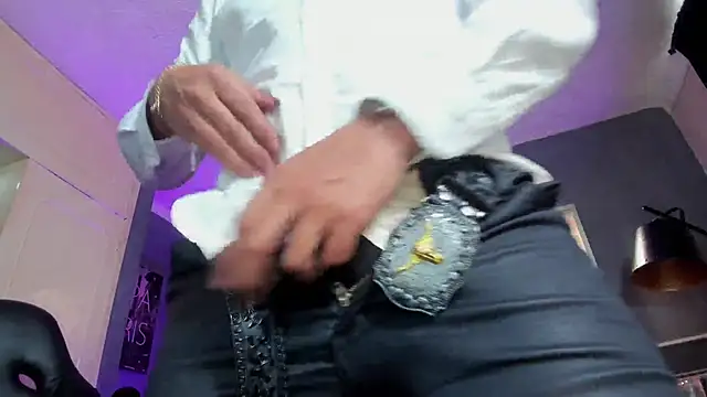 MrFrank_tattoo Adlı Modelin Canlı XXX Sohbeti