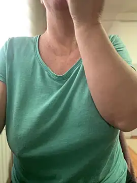 Chatroom XXX en direct de sweetmystery1