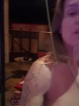 mommyselenafit_ Live XXX-Chat