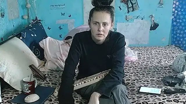 brighteyes77 Adlı Modelin Canlı XXX Sohbeti