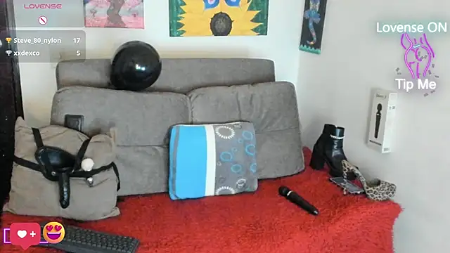 julianne_stoone's Live XXX Chat