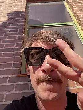 Živý XXX chat _Lordjizz