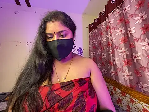 Chat XXX en directo de LouleyRanii