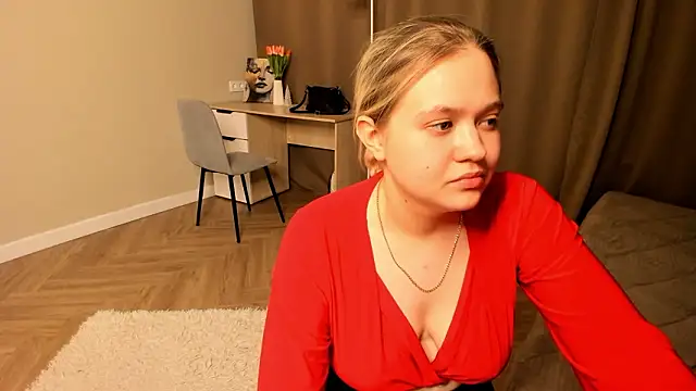 Živý XXX chat KeenaFigg