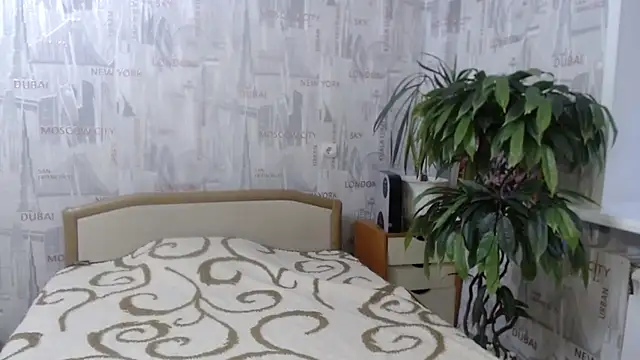 GinaQSoul Adlı Modelin Canlı XXX Sohbeti