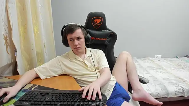 iliaskrislove – Kamerová šou