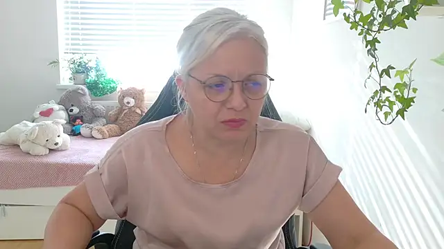 Živý XXX chat Linsy_Kim