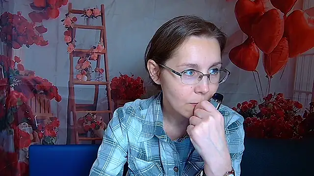 DaisyEdit Adlı Modelin Canlı XXX Sohbeti