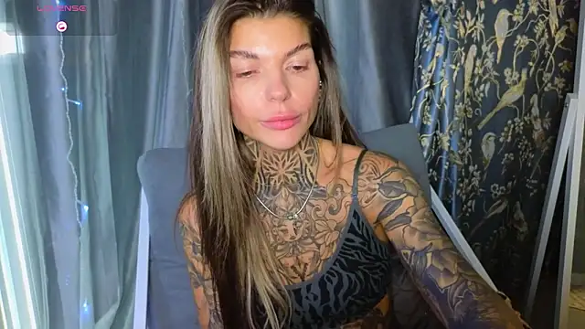 tattooedBabyy: онлайн-секс-чат
