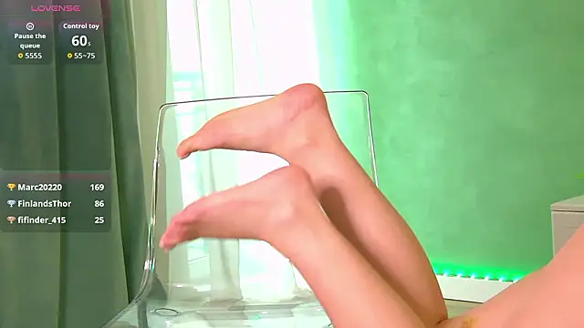 Онлайн чат XXX EllaAzianaa