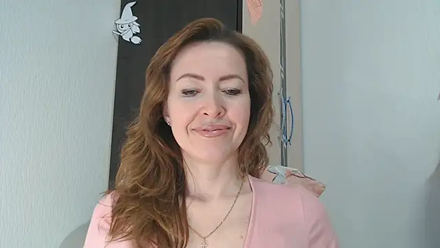 NicoleEunice87 Adlı Modelin Canlı XXX Sohbeti