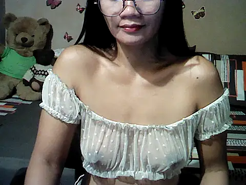 Mia_Rein Adlı Modelin Canlı XXX Sohbeti