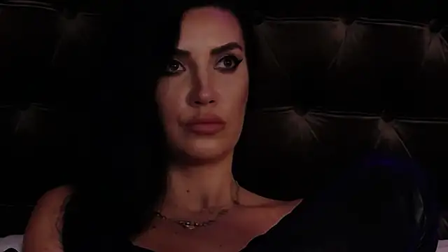 StephanyMillan Chat XXX in diretta