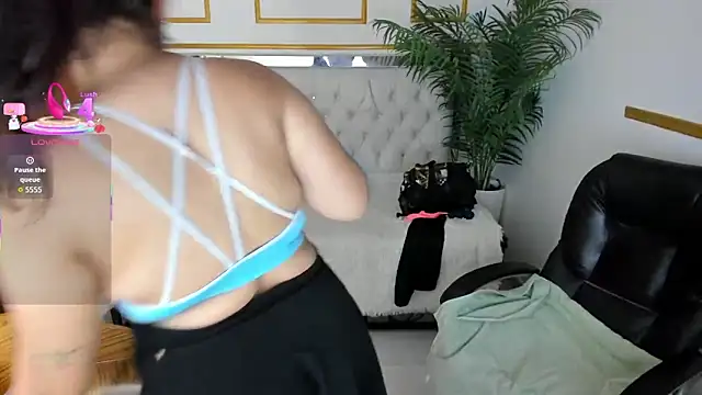 XXX chat uživo modela candiapole