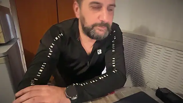 دردشة TARKAN1 الجنسية المباشرة