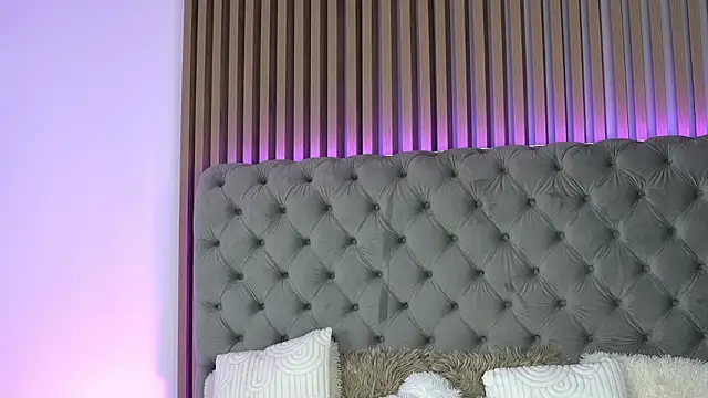 دردشة TiffanyMaze الجنسية المباشرة