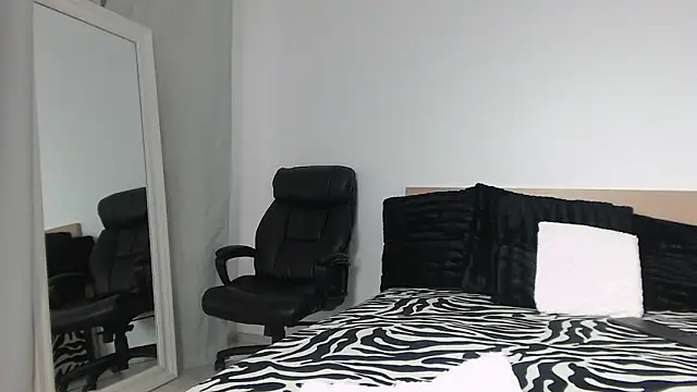 Layla23a live XXX chat