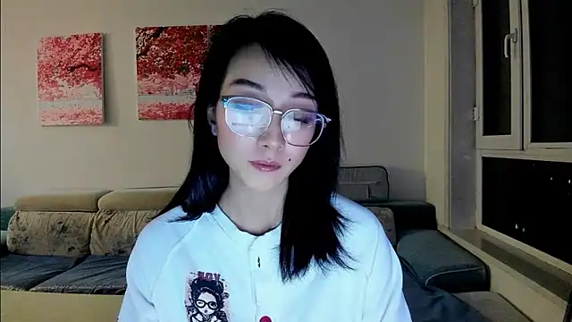 NIAN-er Adlı Modelin Canlı XXX Sohbeti