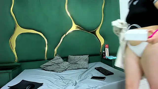 Chat XXX ao vivo de IsabelDelacroix