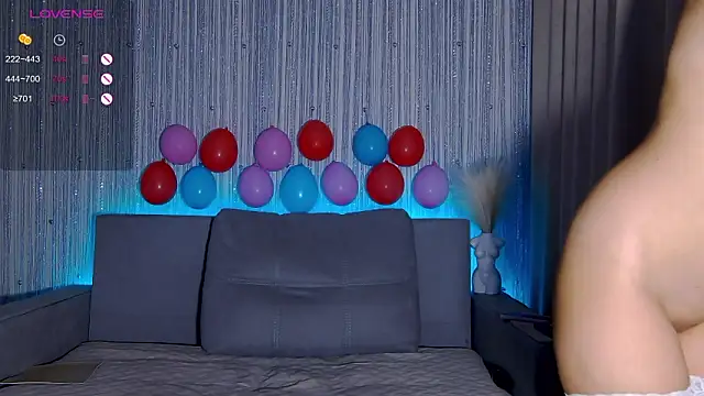 -Smetanka- élő XXX-chatje