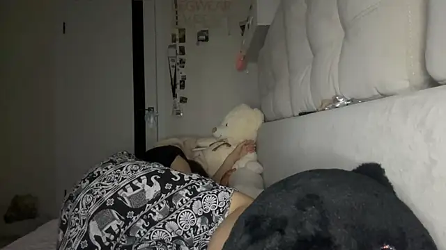 AriaMeire Chat XXX in diretta