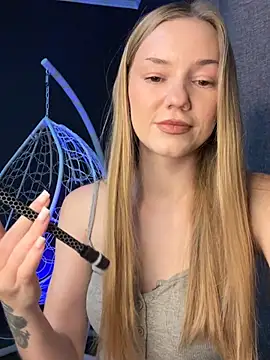 MilaMoone Webcamshow