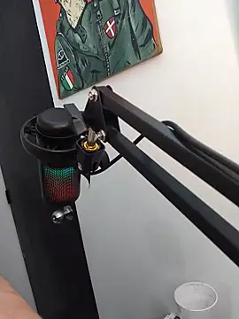 Andy_Roses live XXX chat