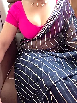 Roja-Telugu777 Live XXX Chat