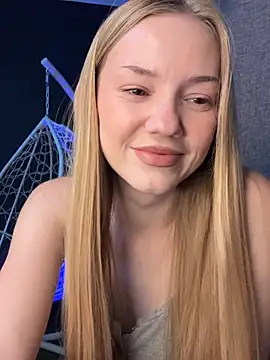 دردشة MilaMoone الجنسية المباشرة