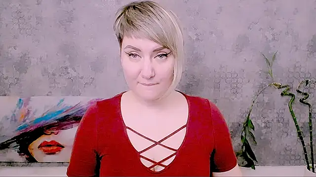 Djullia Live XXX-chat